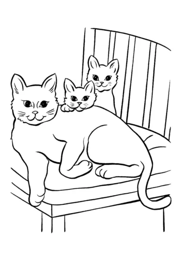 Кошка и два котенка